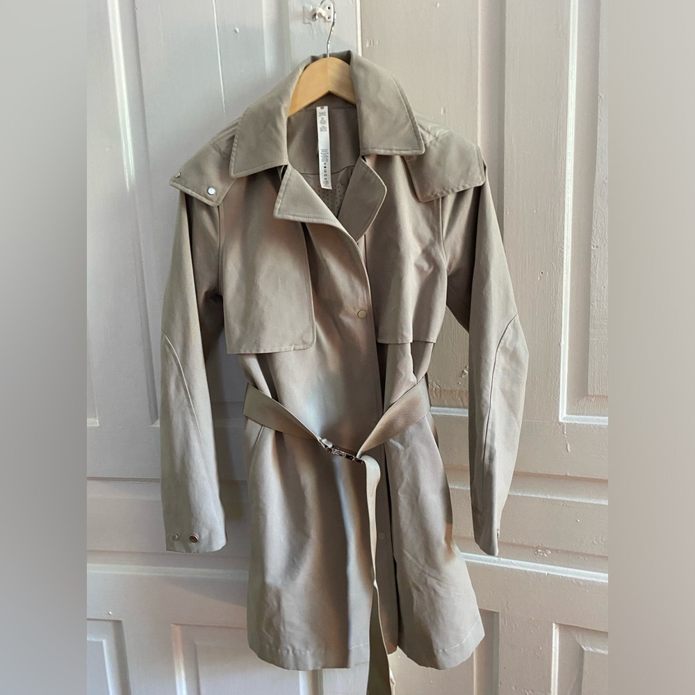 lululemon Always Effortless Trench